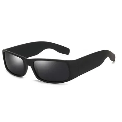Qhwv ib ncig ntawm polarized looj tsom iav dub